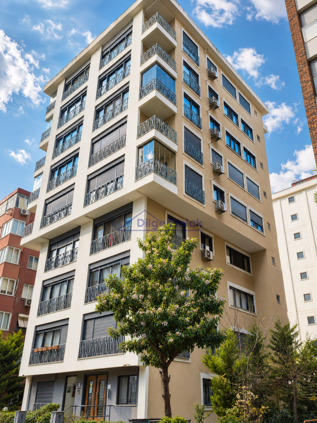 Bağdat Caddesine Yakın Yeni Binada 107 m² Net Balkonlu Satılık