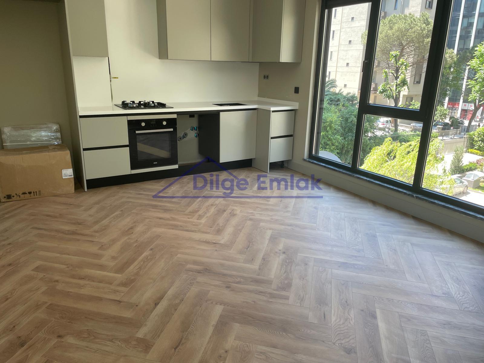 Feneryolu Bağdat Caddesine 3.Bina Kiralık Daire