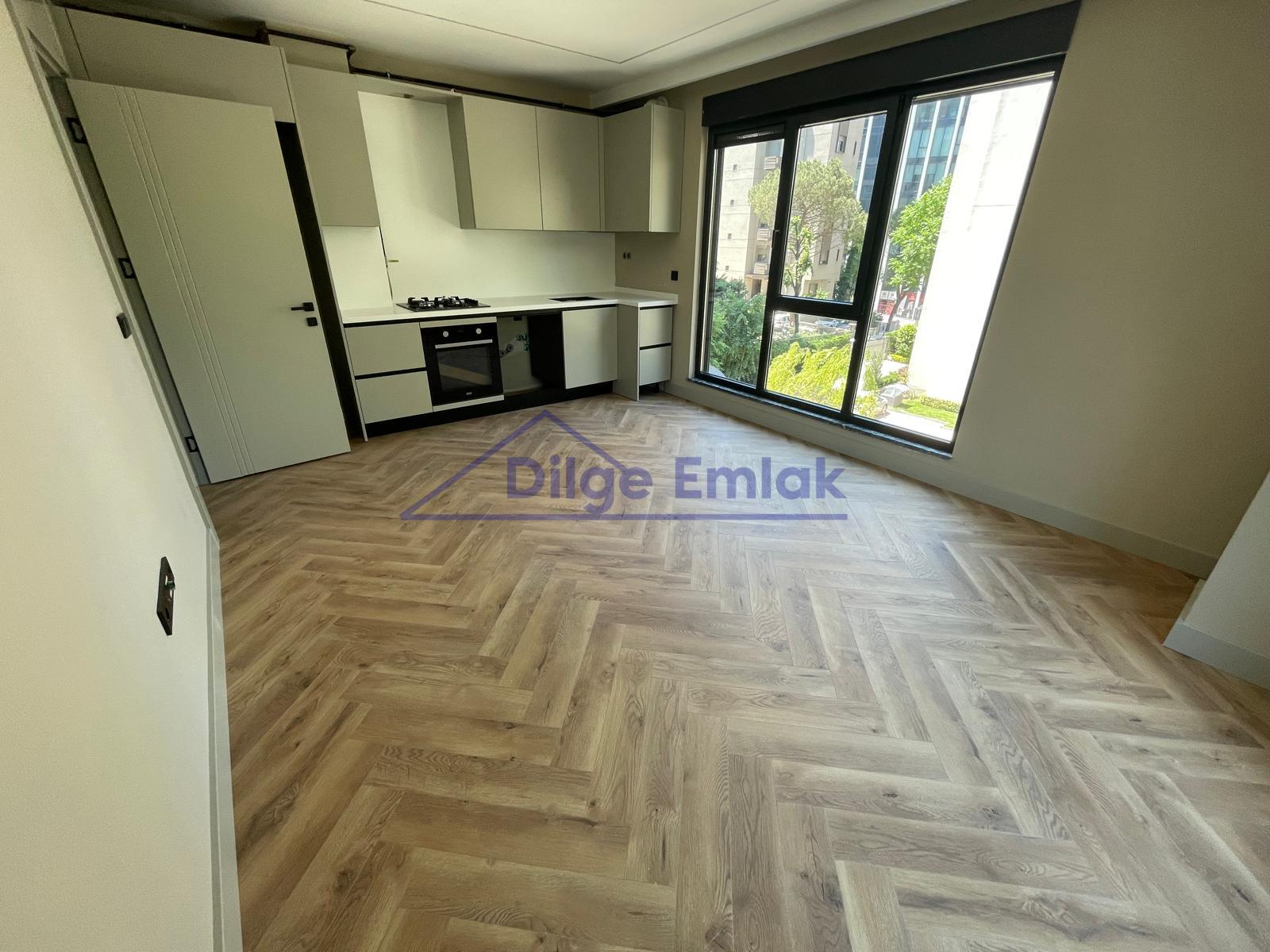 Feneryolu Bağdat Caddesine 3.Bina Kiralık Daire