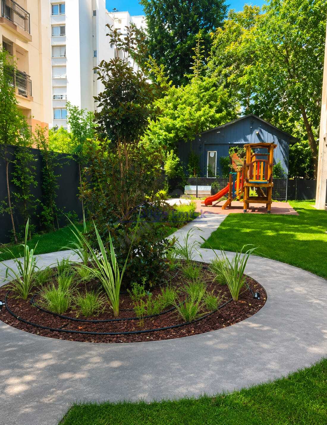 Caddebostan Taşmektep’te Havuzlu Güvenlikli 3+1 Satılık daire