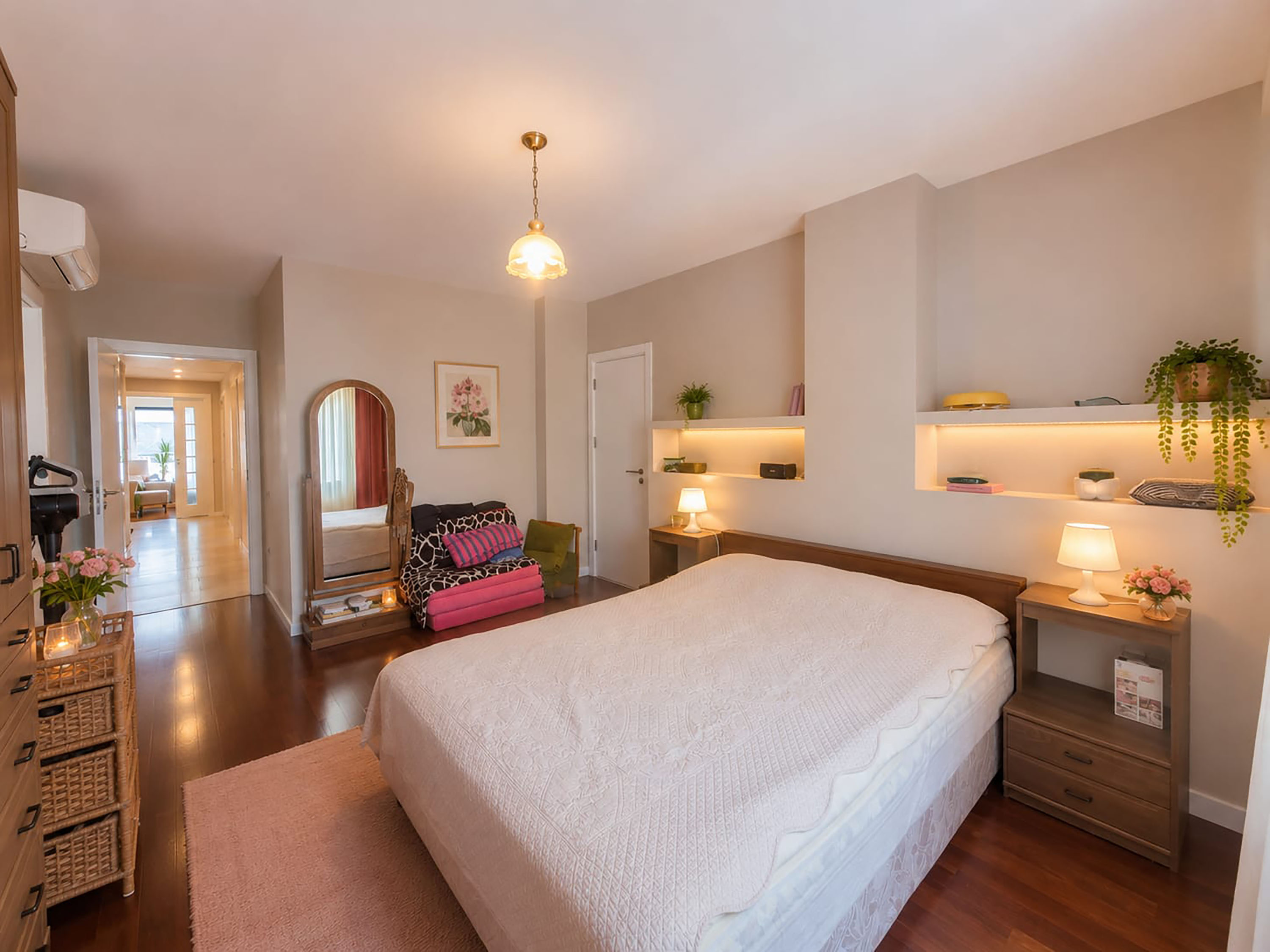 Bağdat Caddesine Yakın Yeni Binada 107 m² Net Balkonlu Satılık
