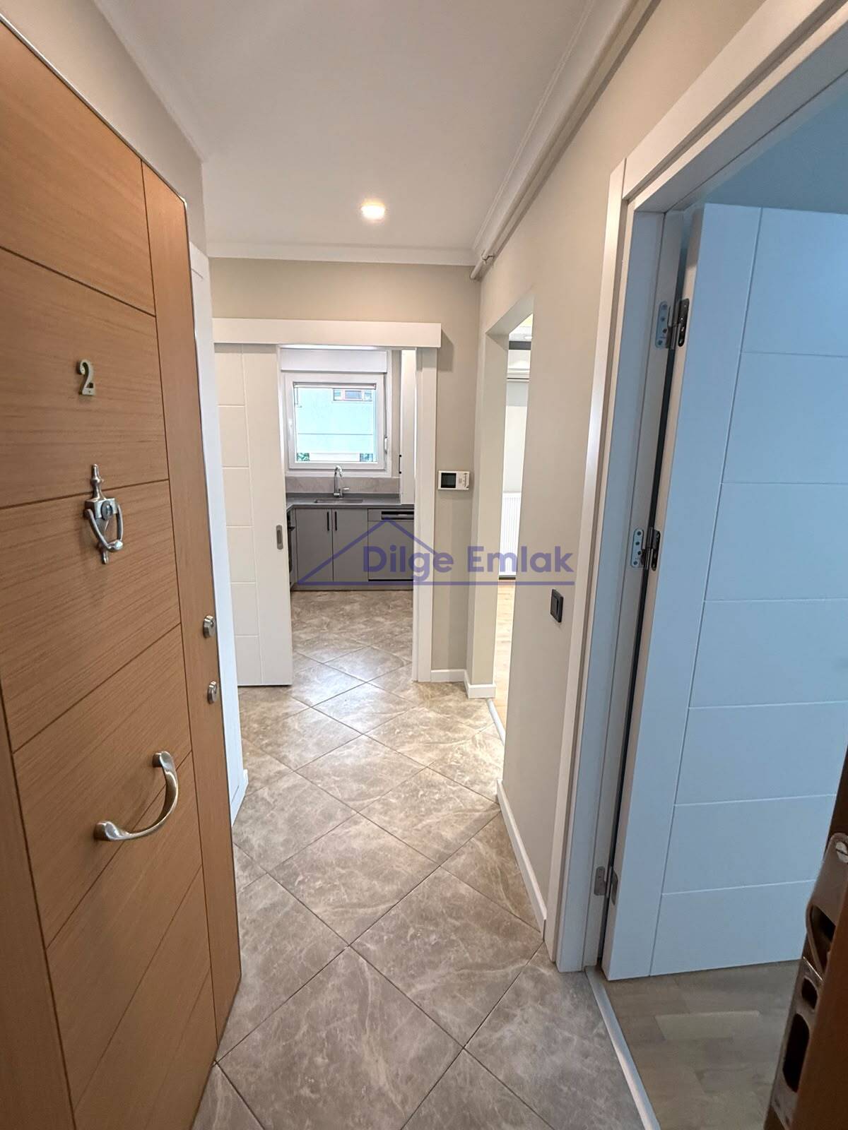 Göztepe Bağdat Caddesine Yakın 3+1 Yeni Satılık Daire