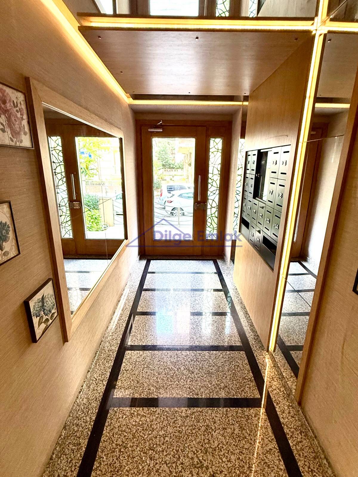 Göztepe Bağdat Caddesine Yakın 3+1 Yeni Satılık Daire