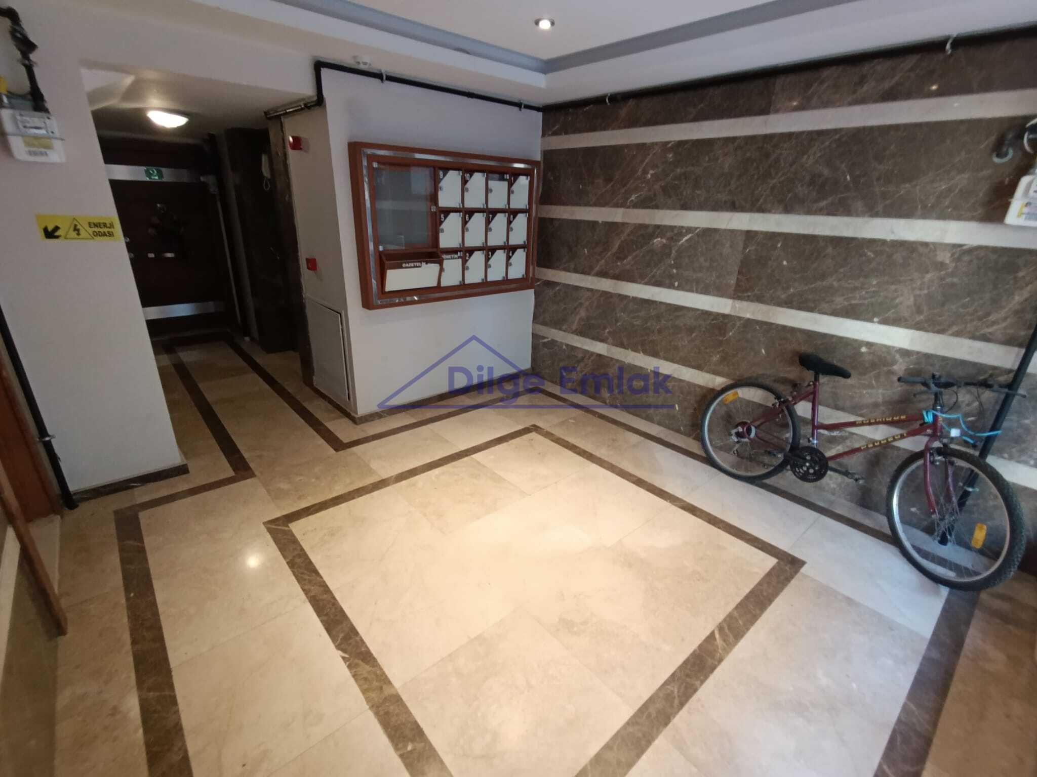Çiftehavuzlar Bağdat Caddesi Üzerinde 140 m2 Net 3+1 Daire