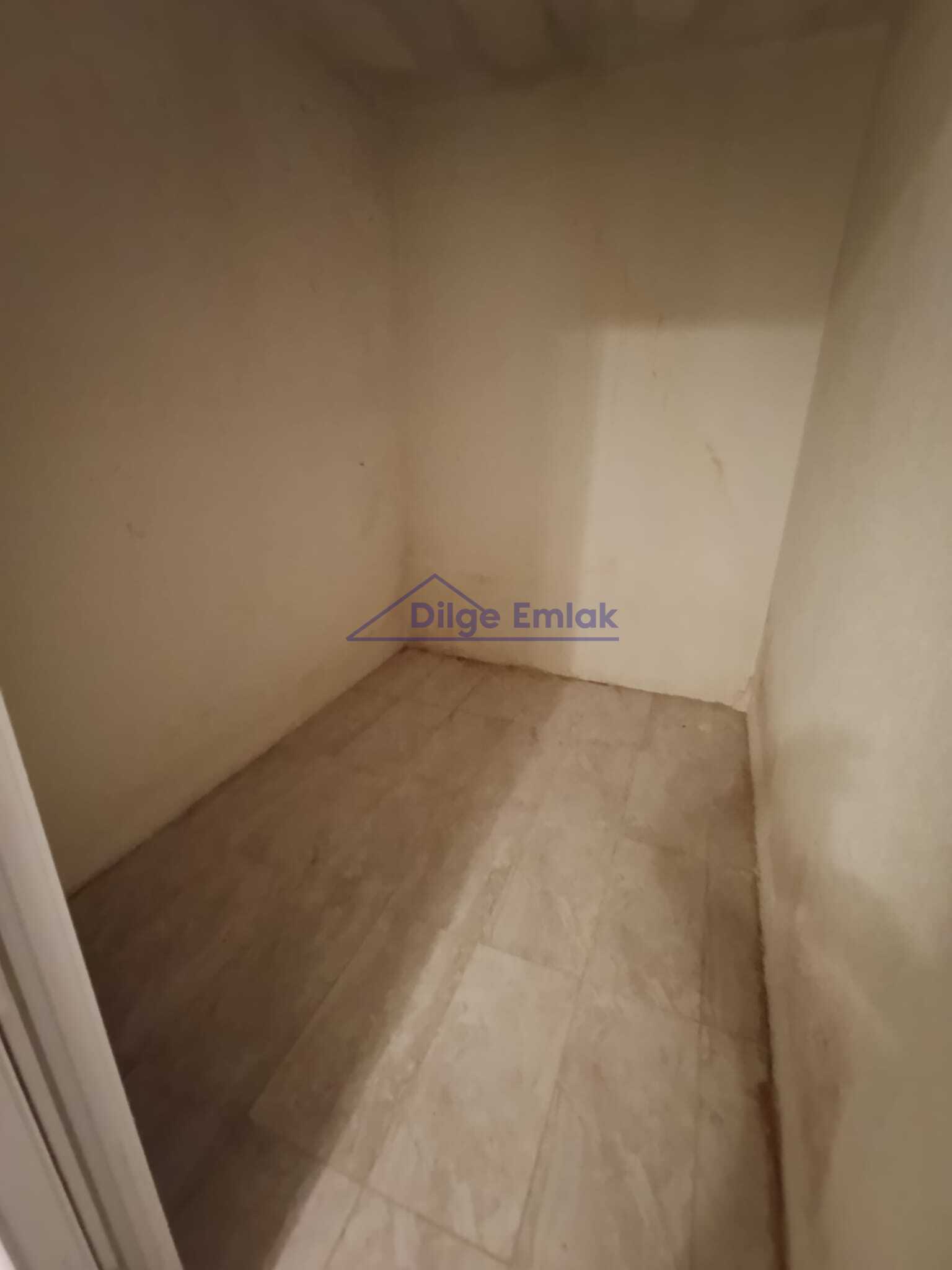 Çiftehavuzlar Bağdat Caddesi Üzerinde 140 m2 Net 3+1 Daire