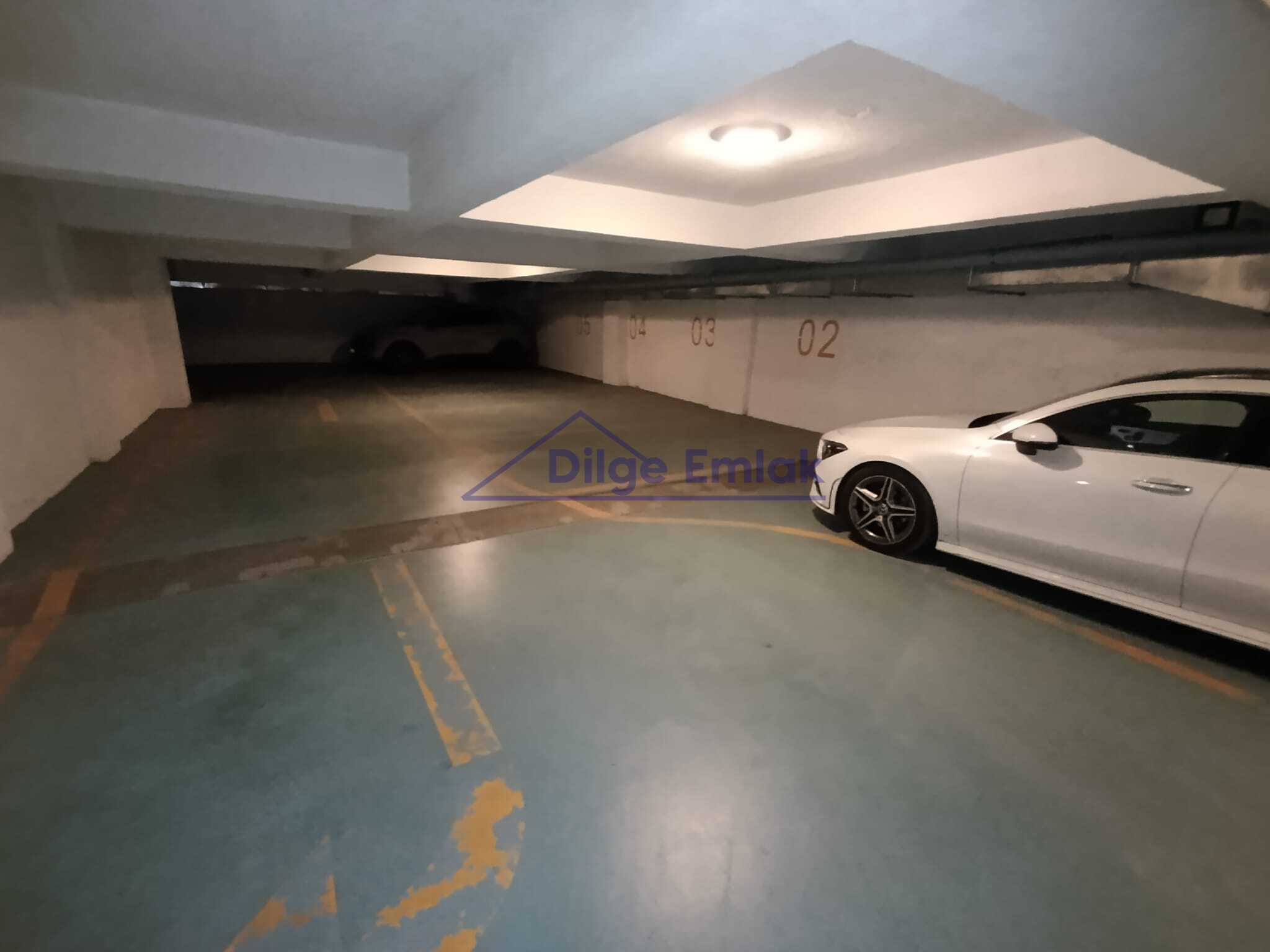 Çiftehavuzlar Bağdat Caddesi Üzerinde 140 m2 Net 3+1 Daire