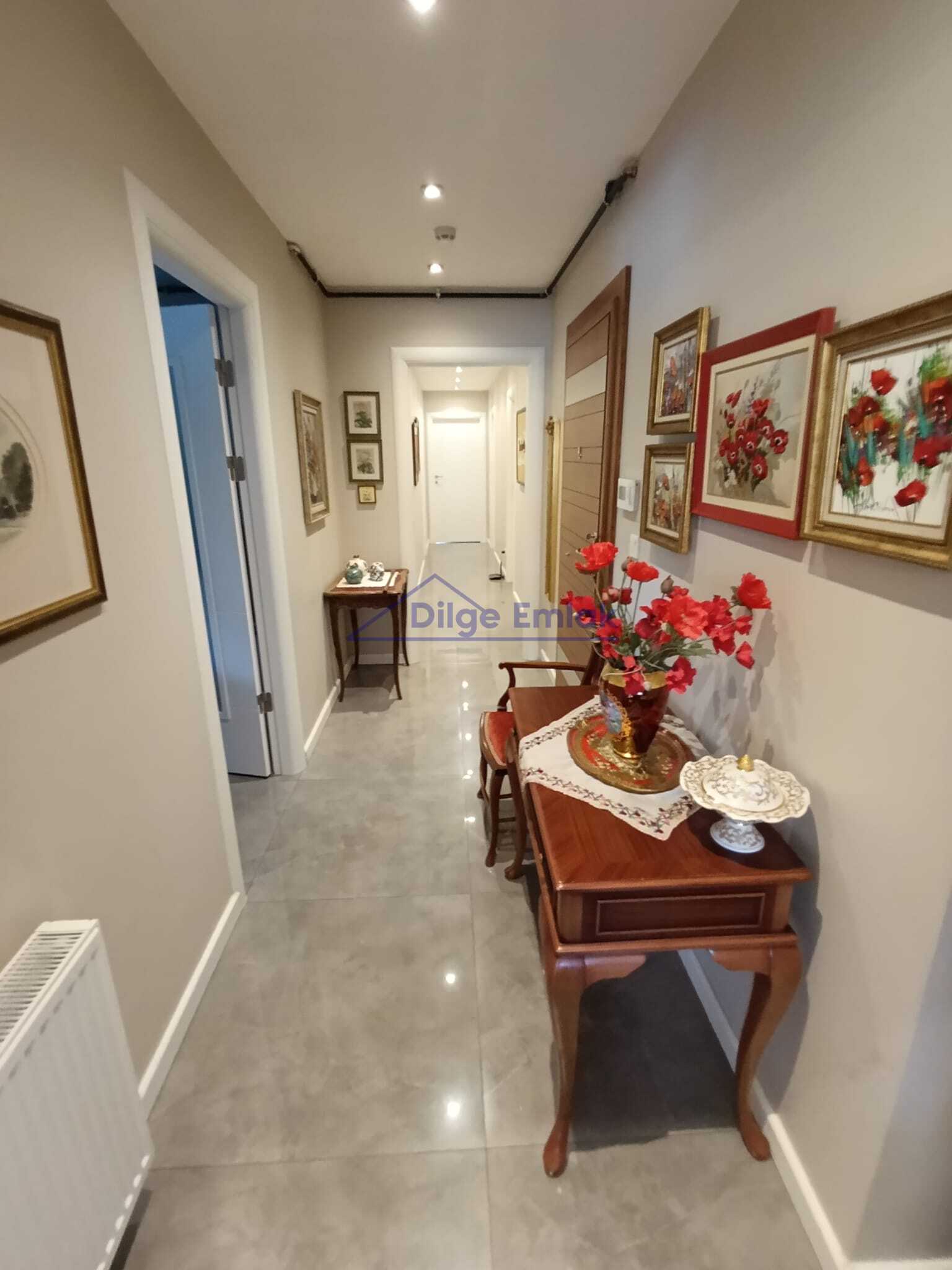 Çiftehavuzlar Bağdat Caddesi Üzerinde 140 m2 Net 3+1 Daire
