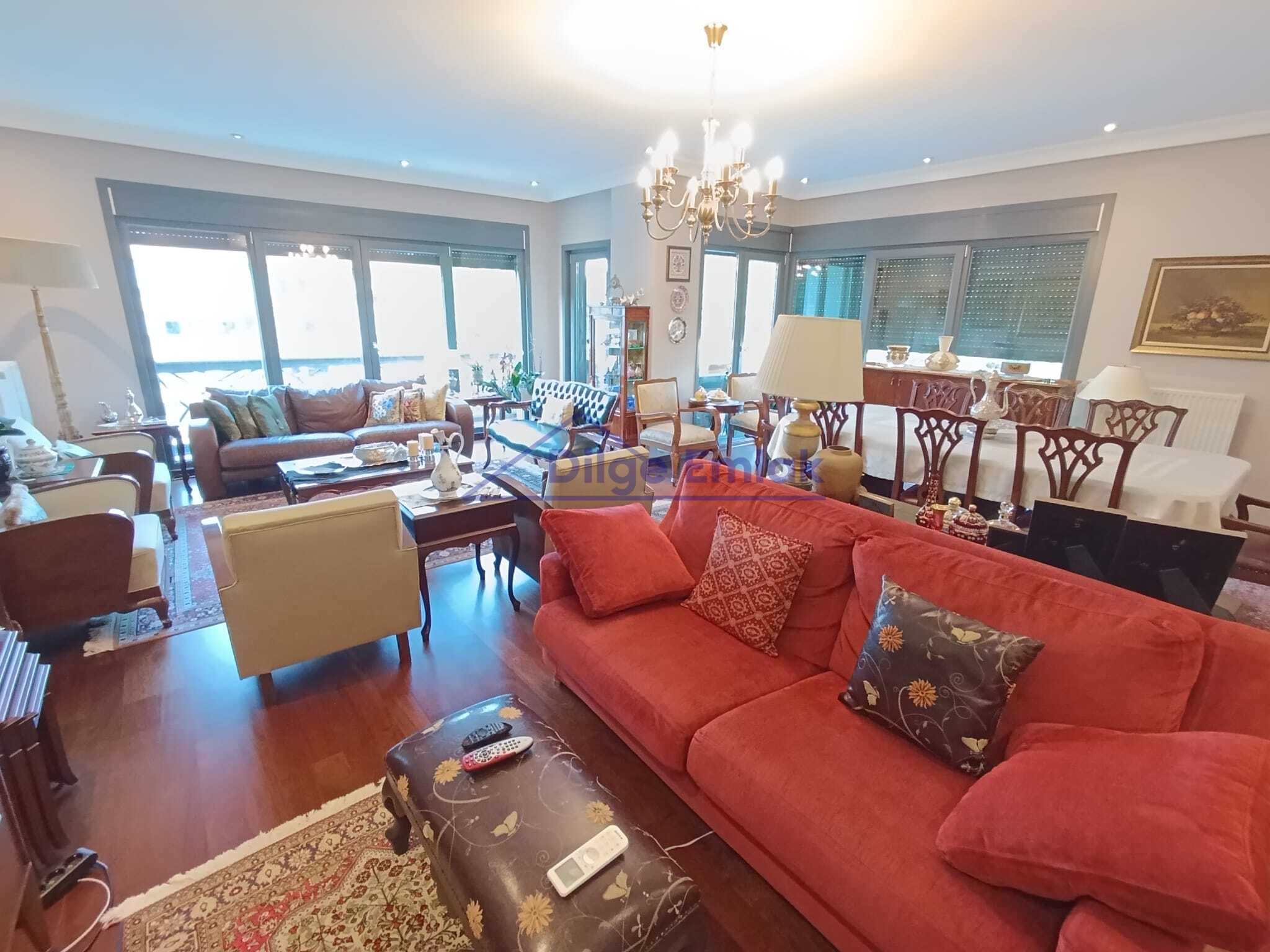 Çiftehavuzlar Bağdat Caddesi Üzerinde 140 m2 Net 3+1 Daire