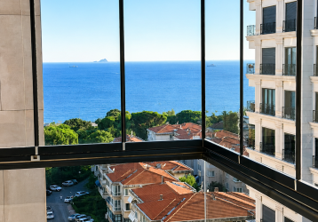 Suadiye Sahilde Deniz Manzaralı Balkonlu 3+1 160 m2 Satılık Daire