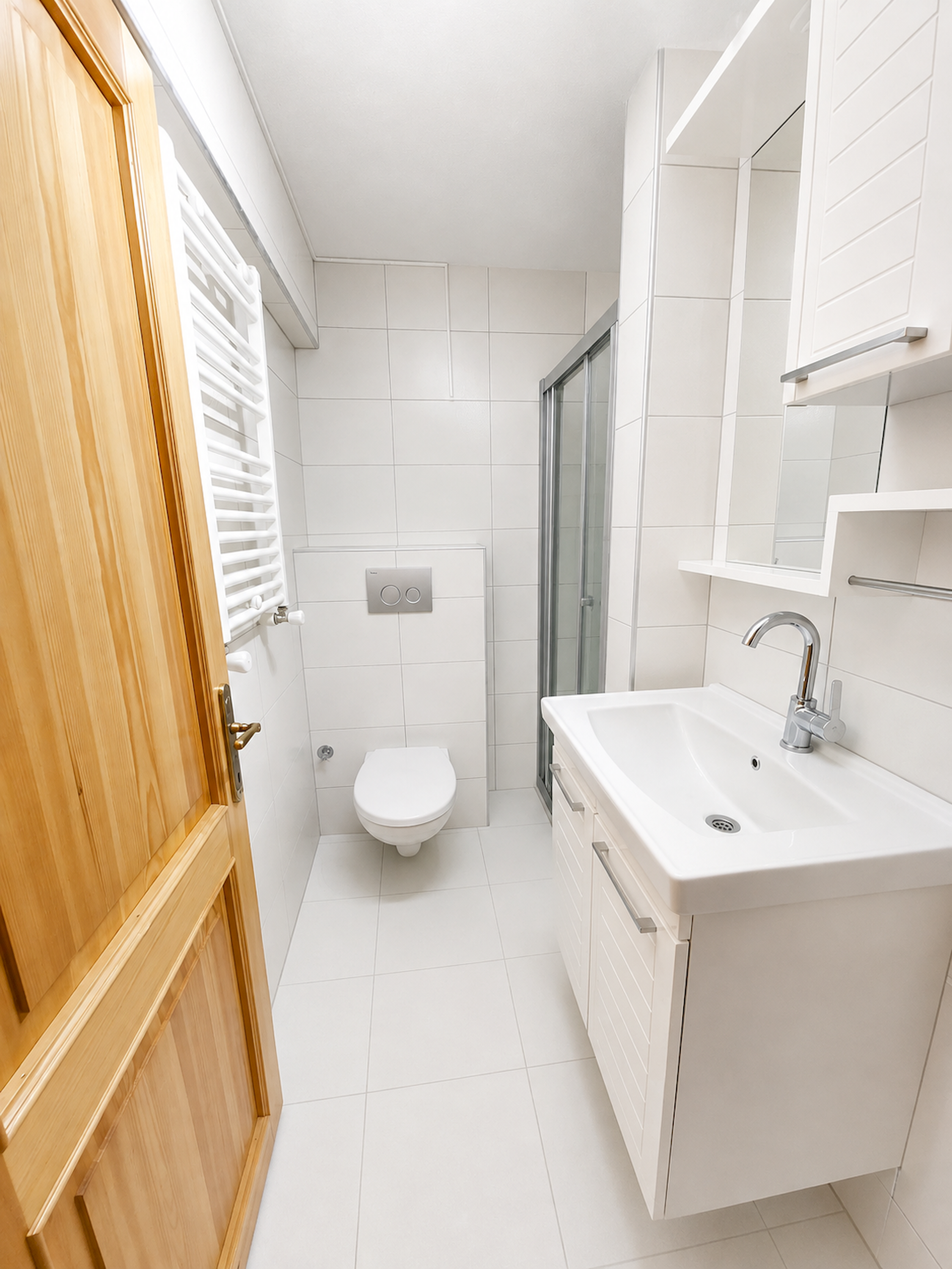 İznik Darka Tatil Köyünde 2+1 Gölet Manzaralı Satılık Dubleks