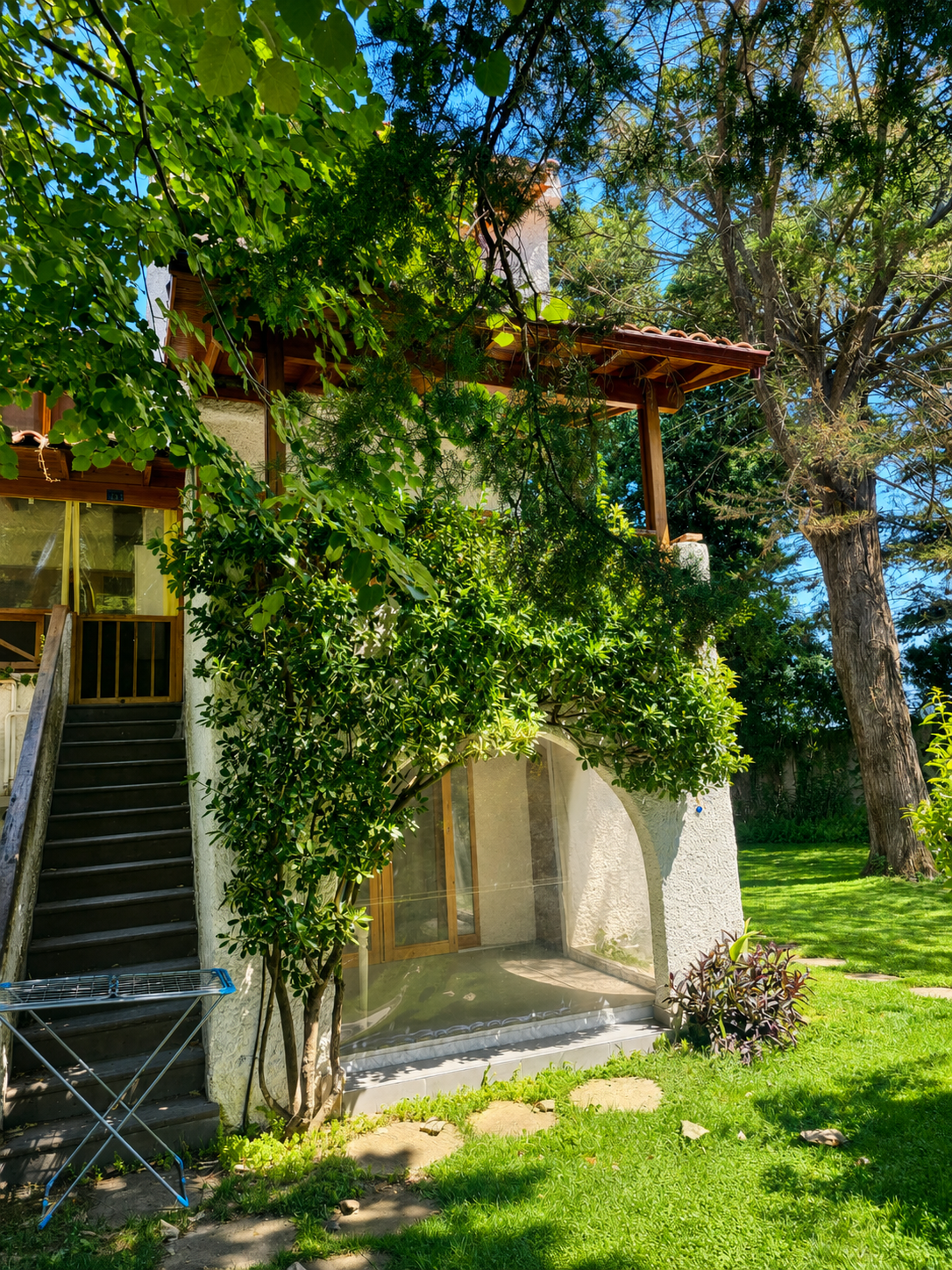 İznik Darka Tatil Köyünde 2+1 Gölet Manzaralı Satılık Dubleks
