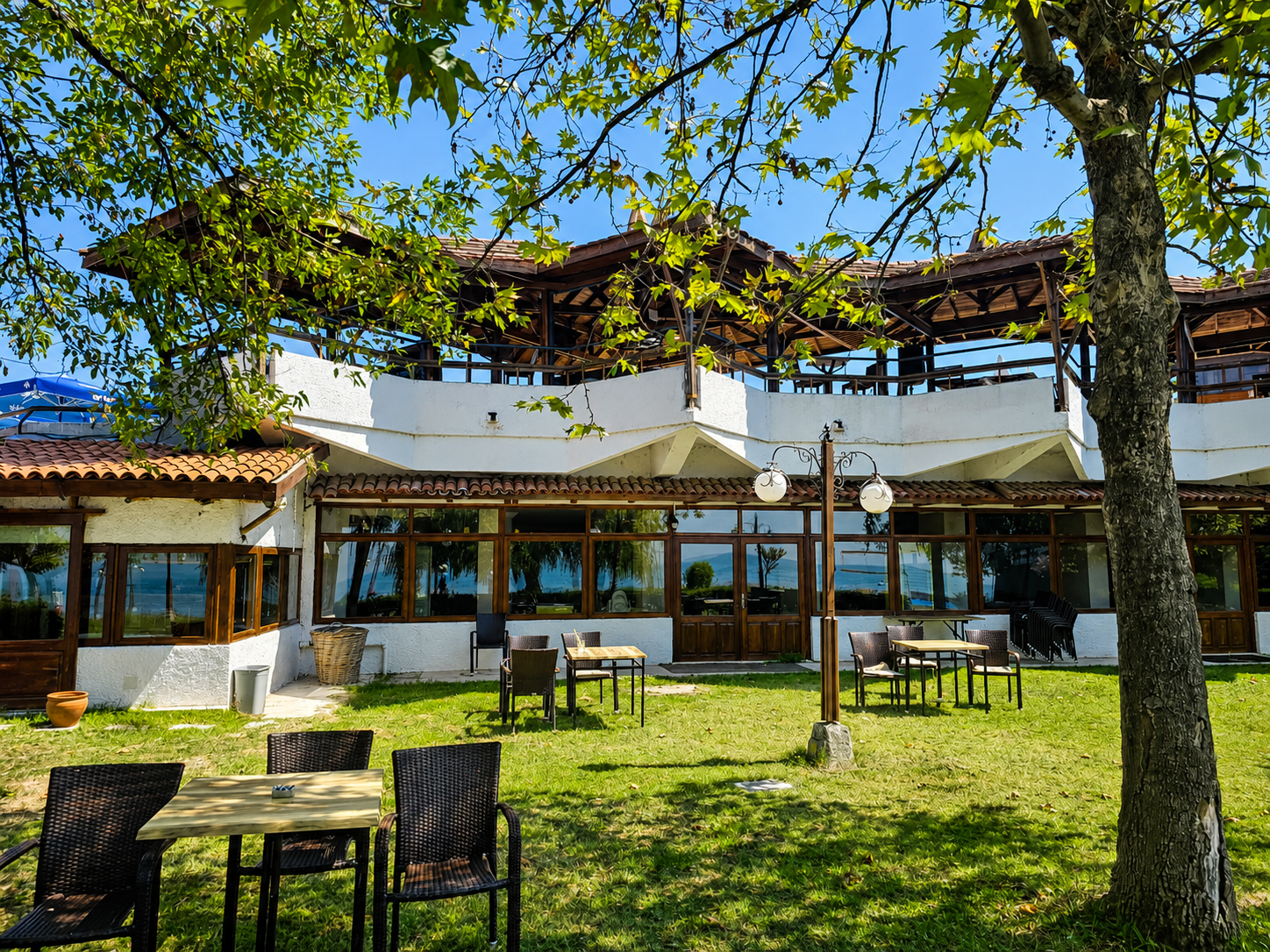 İznik Darka Tatil Köyünde 2+1 Gölet Manzaralı Satılık Dubleks
