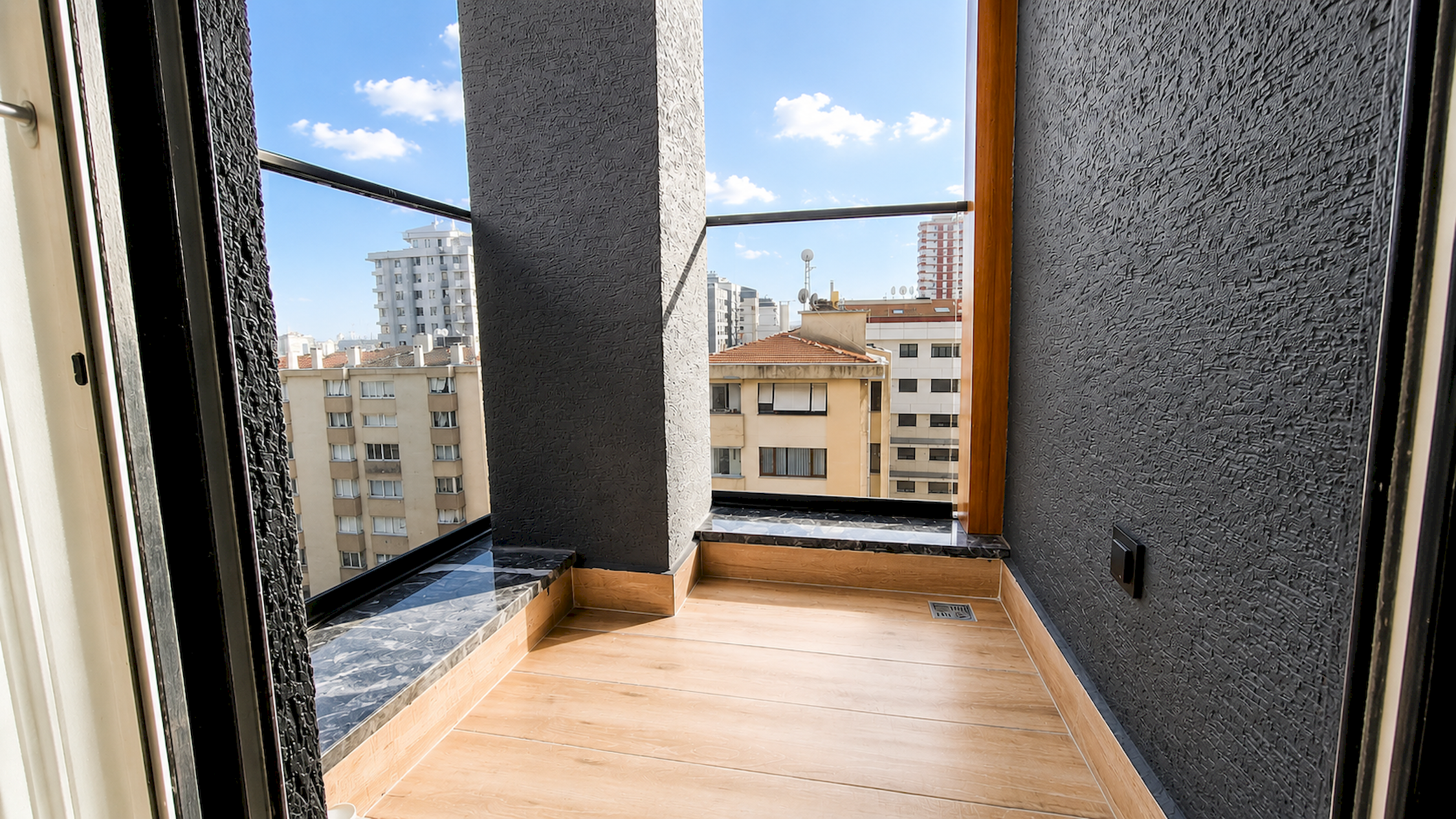 Caddebostan Bağdat Cad. Yakın 2+1 Sıfır Balkonlu Kiralık Daire