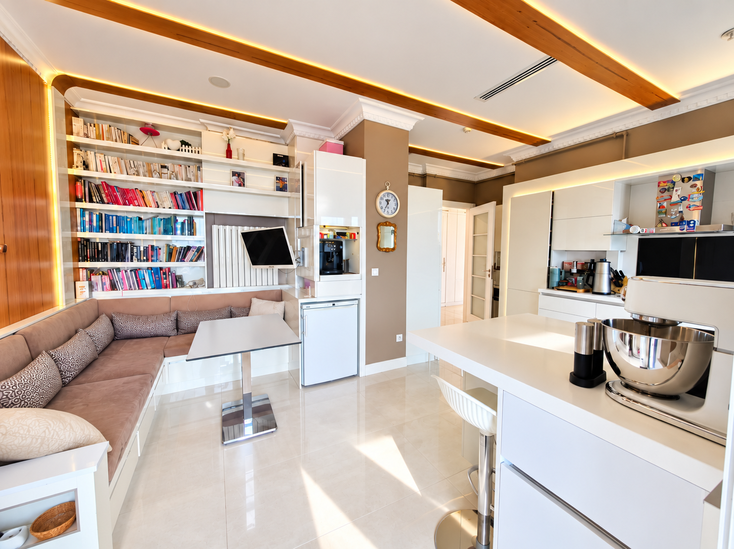 ERENKÖY BAĞDAT CADDESİNE YAKIN DENİZ MANZARALI RESIDENCE 3+1