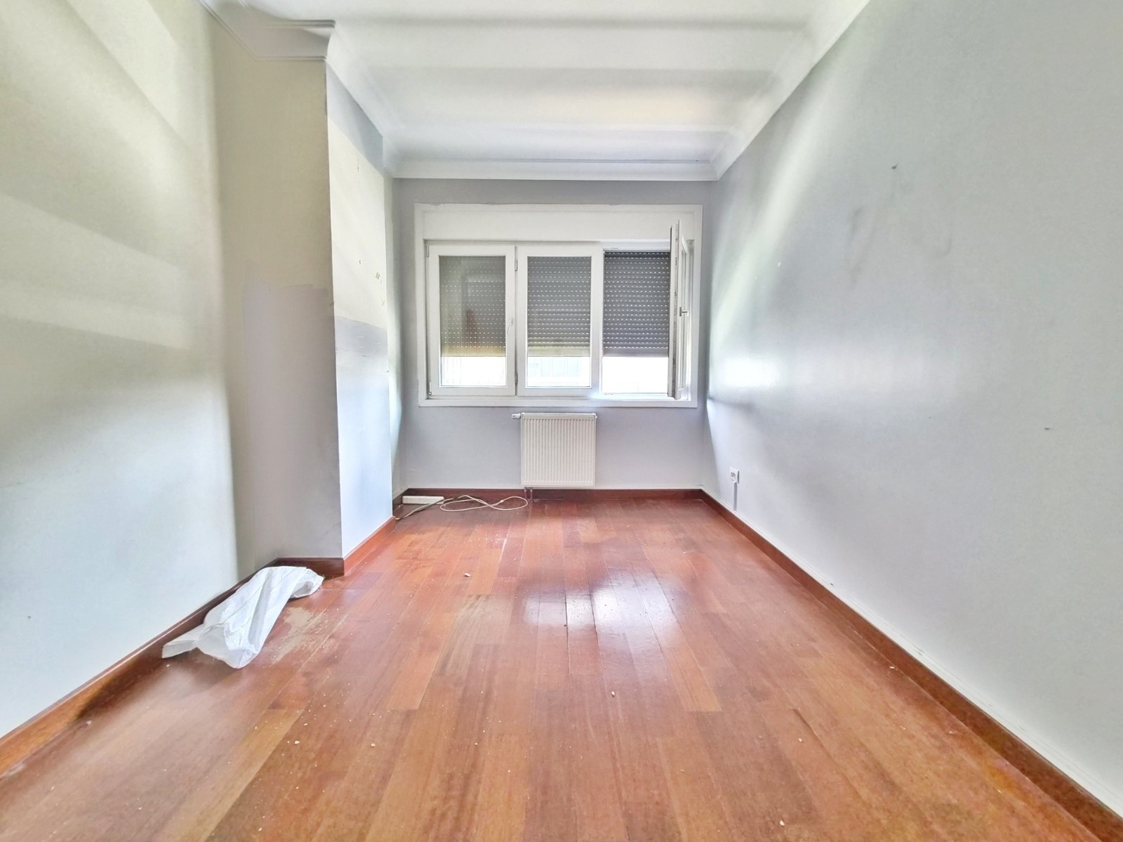Selamiçeşmede Bağdat Caddesine 4.Binada 110 m2 Net 3+1 Daire