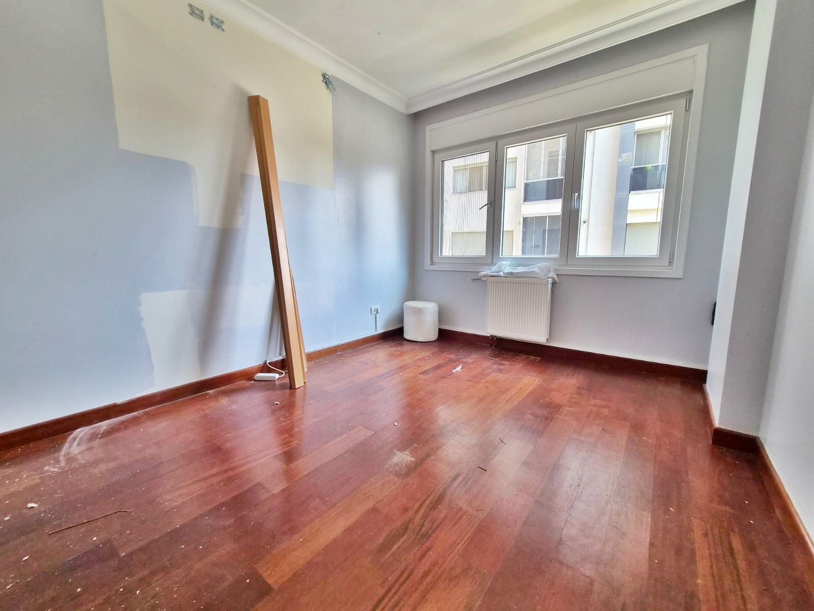 Selamiçeşmede Bağdat Caddesine 4.Binada 110 m2 Net 3+1 Daire