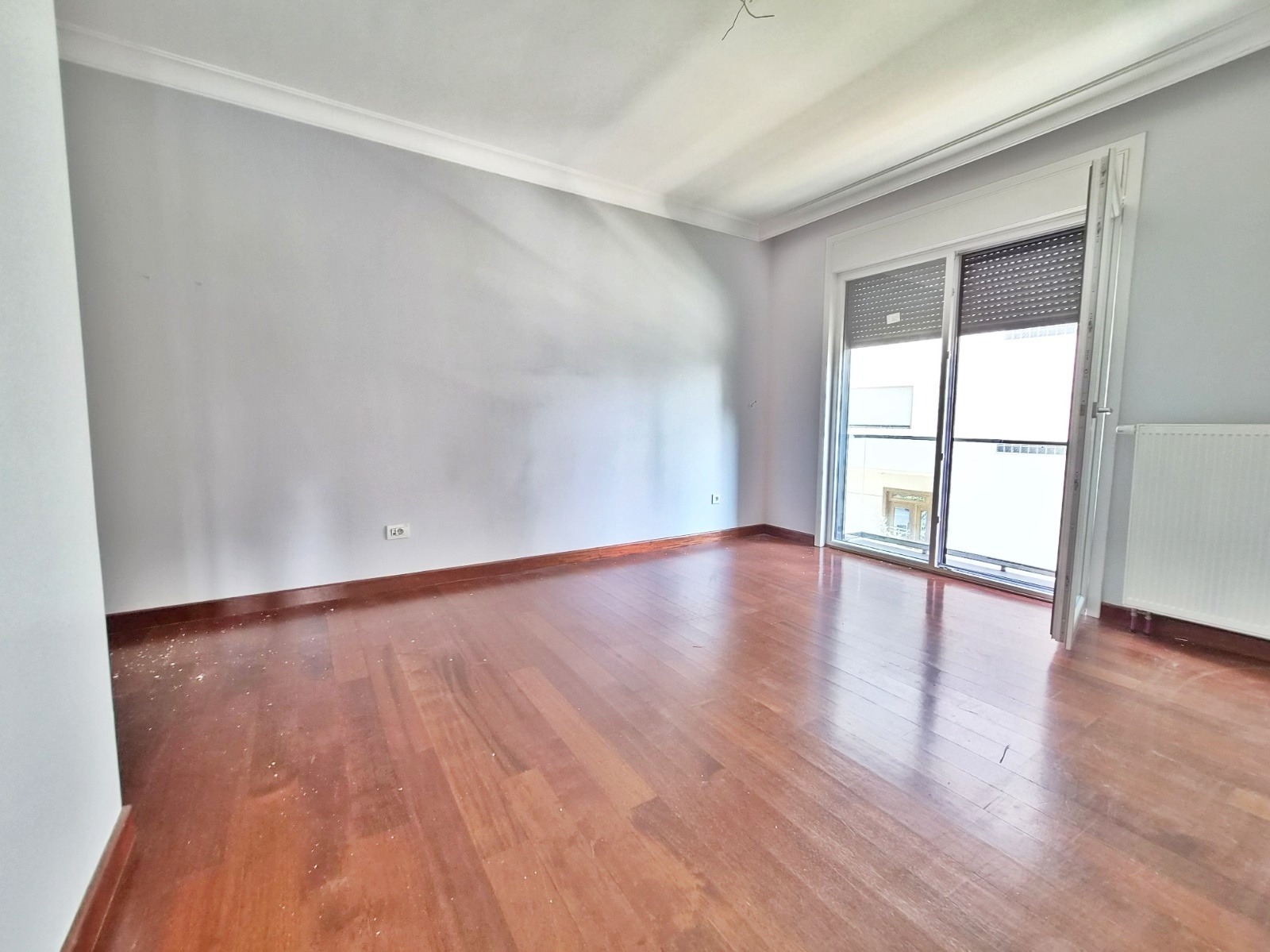 Selamiçeşmede Bağdat Caddesine 4.Binada 110 m2 Net 3+1 Daire
