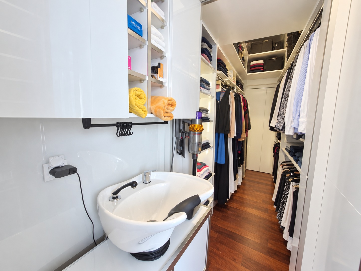 ERENKÖY BAĞDAT CADDESİNE YAKIN DENİZ MANZARALI RESIDENCE 3+1