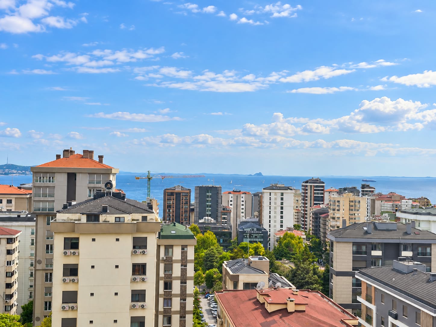 ERENKÖY BAĞDAT CADDESİNE YAKIN DENİZ MANZARALI RESIDENCE 3+1