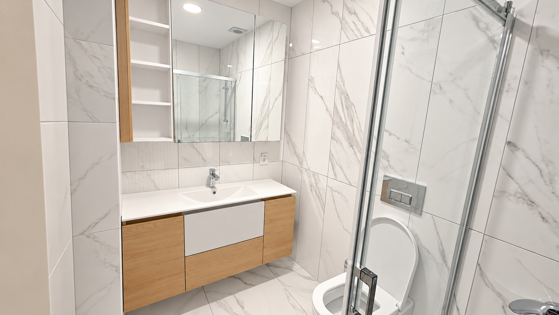 Feneryolu Bağdat Cad. 4.Bina 2+1 8 Yıllık Kiralık Daire