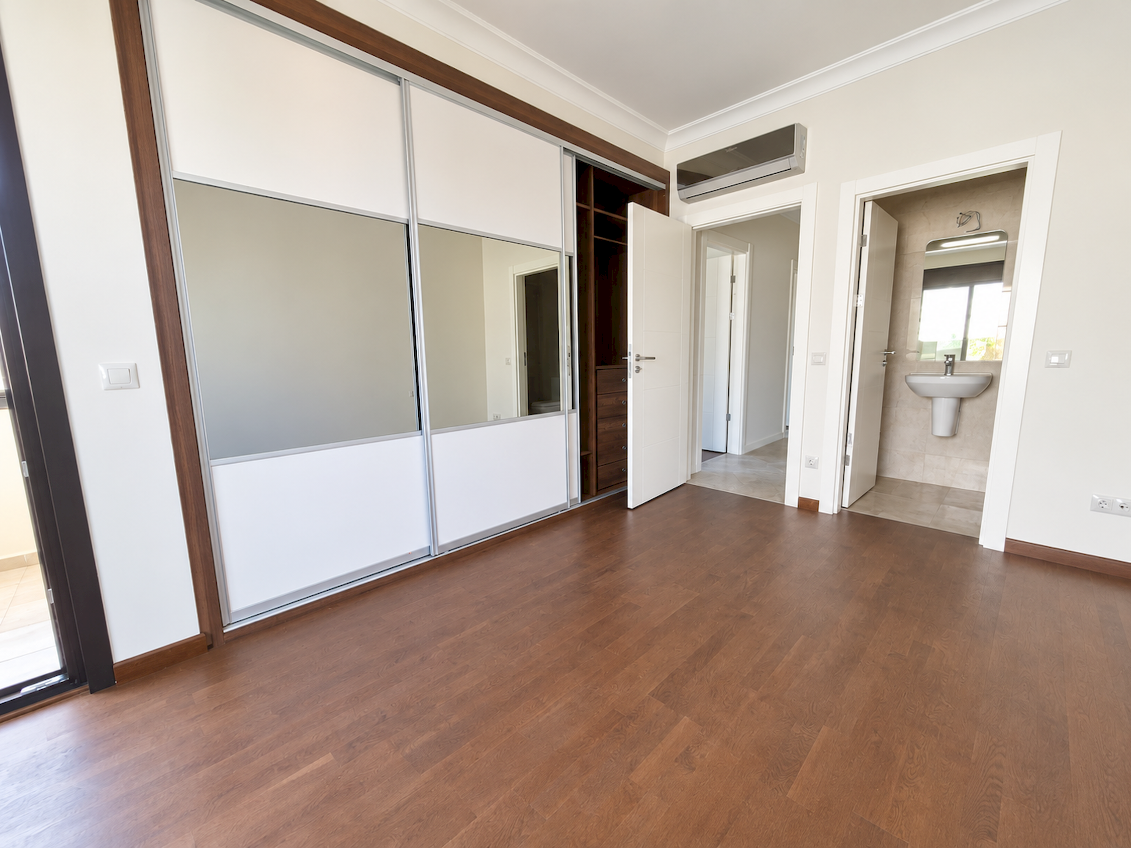 Göztepe 60. Yıl Parkı Karşısı Ferah 110 m2 Net 3+1 Satılık Daire