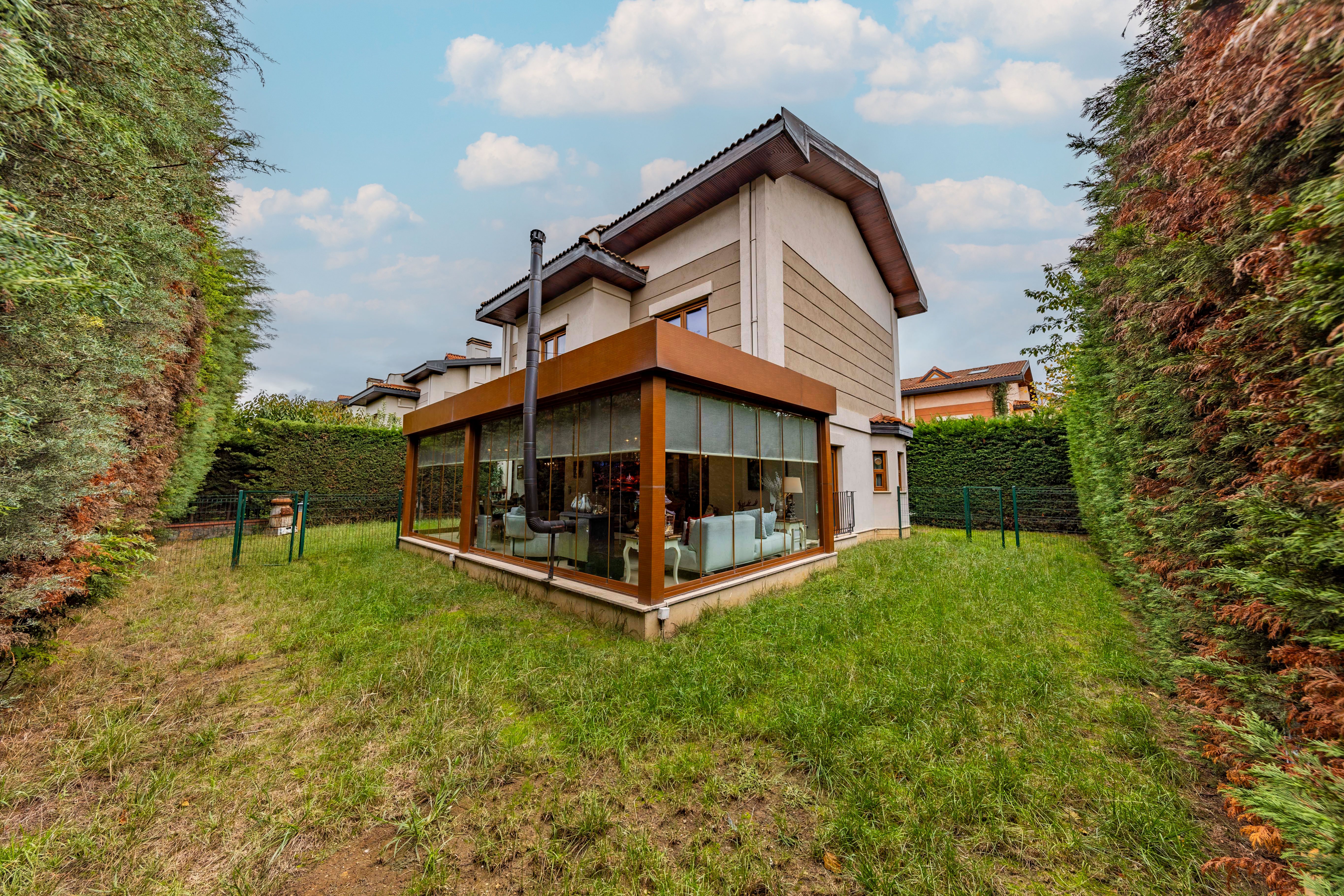 İdealist Kent 1.Etap Yenilenmiş Müstakil Villa – TEK YETKİLİ