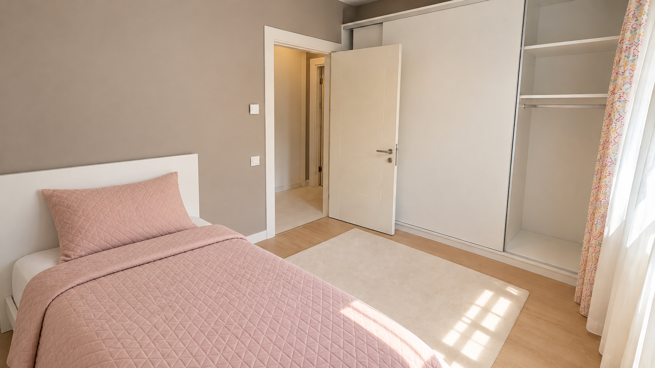 Feneryolu Bağdat Cad. 4.Bina 2+1 8 Yıllık Kiralık Daire