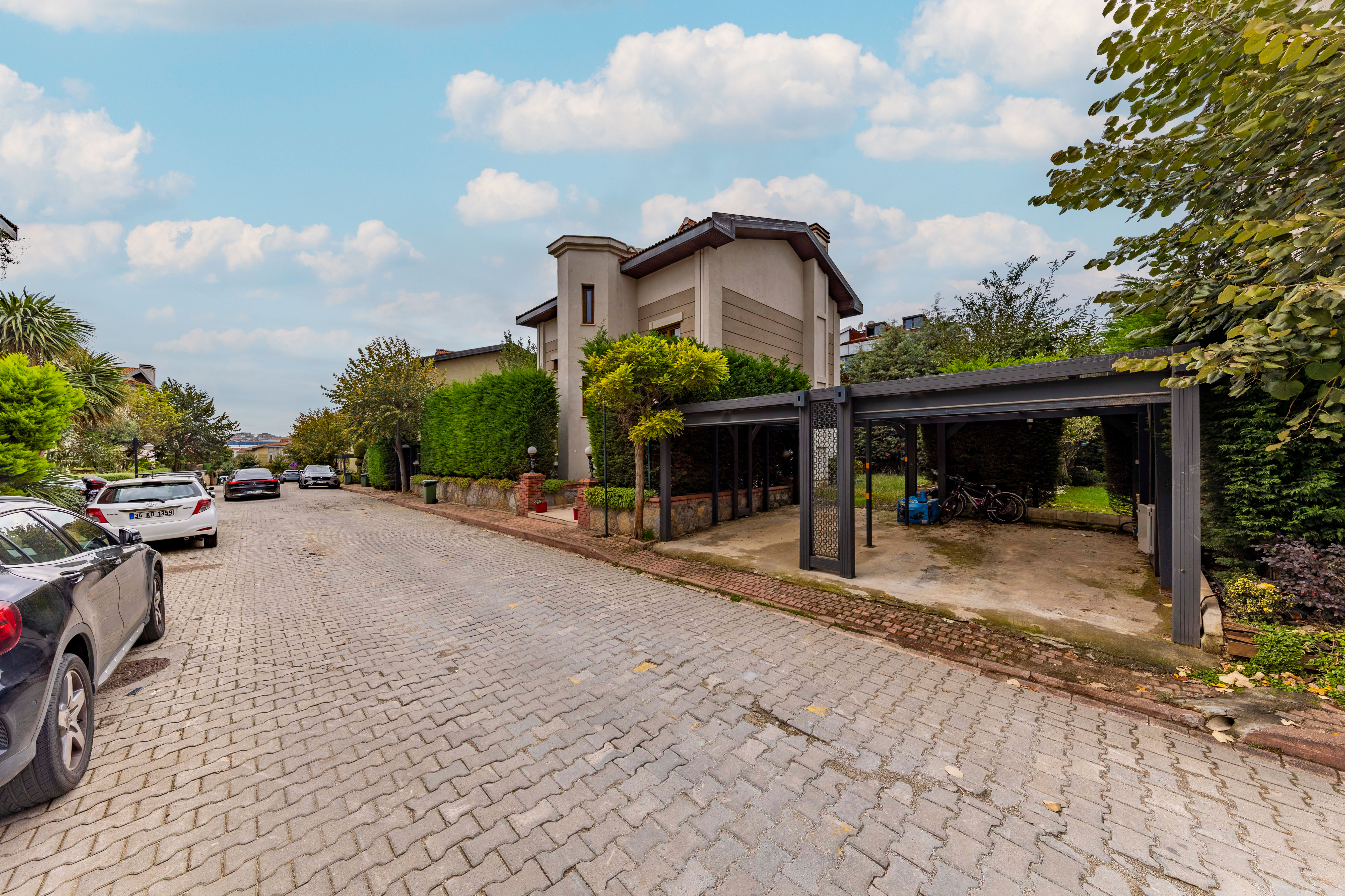 İdealist Kent 1.Etap Yenilenmiş Müstakil Villa – TEK YETKİLİ