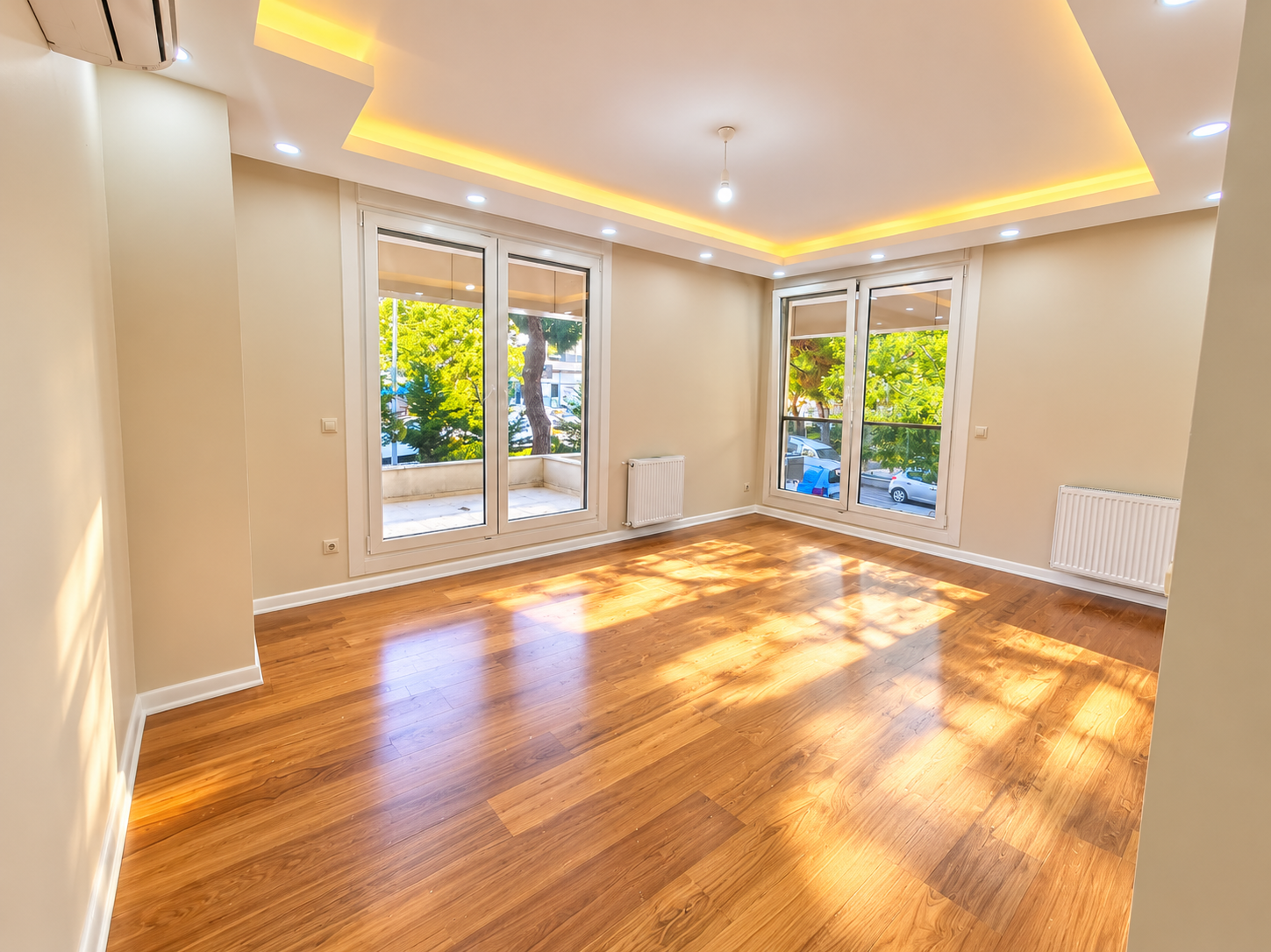 Şenesenevler’de 30 m² Teraslı, Ebeveyn Banyolu 120 m² 3+1 Satılık Daire