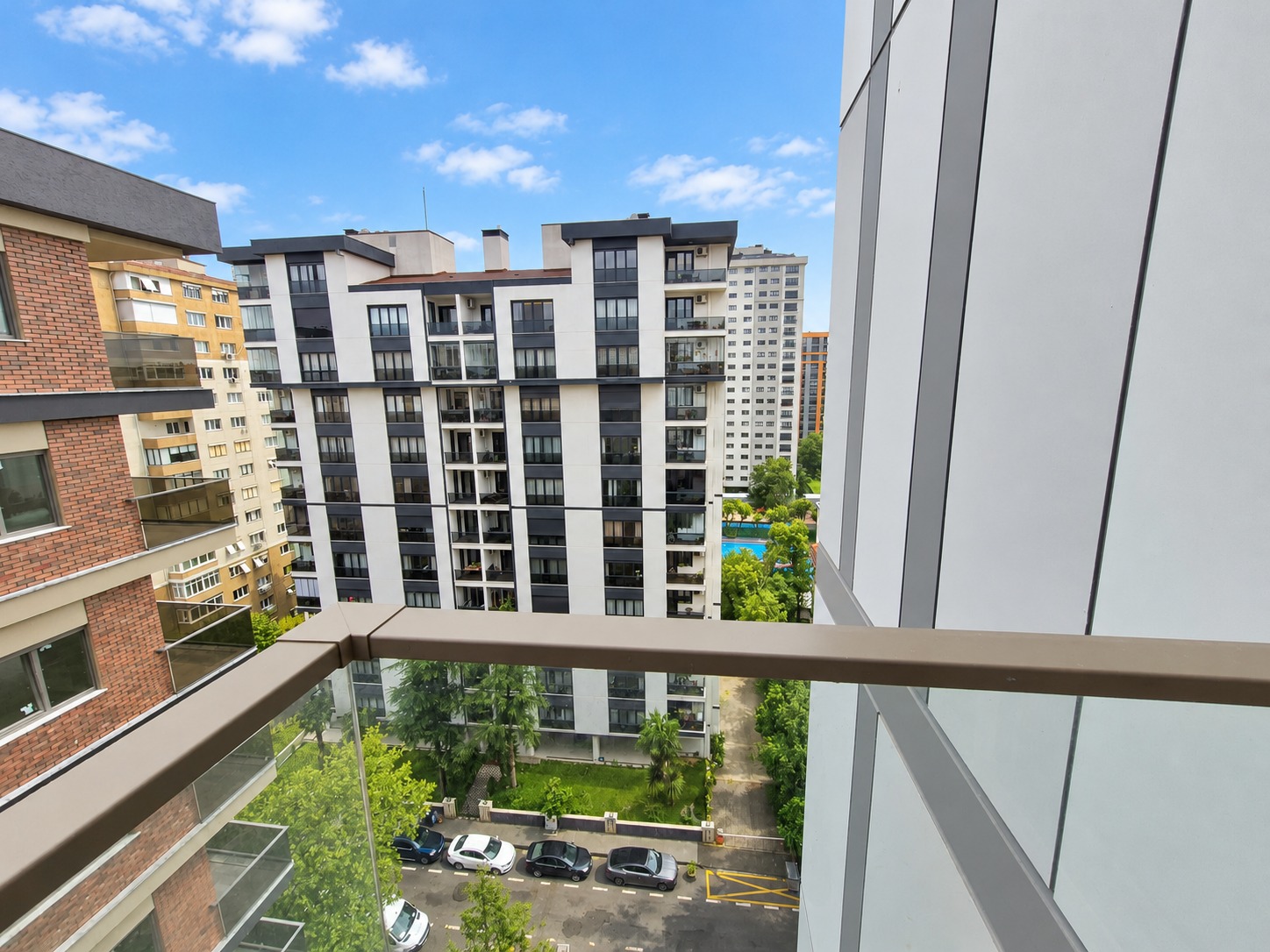 FENERYOLU ÖZGÜRLÜK PARKI’NA KOMŞU SIFIR 145 M² 3+1 ÇİFT BALKONLU SATILIK