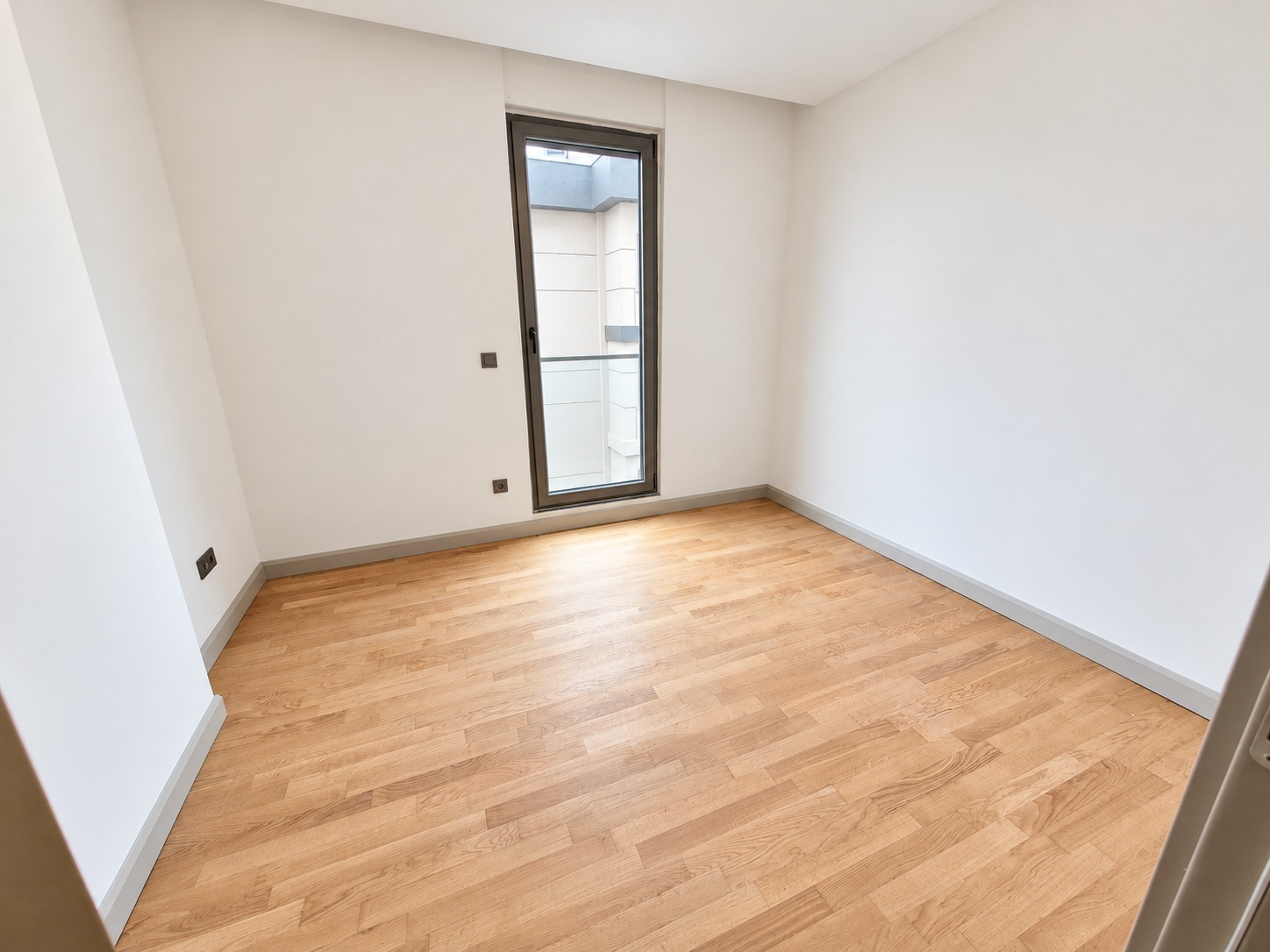FENERYOLU ÖZGÜRLÜK PARKI’NA KOMŞU SIFIR 145 M² 3+1 ÇİFT BALKONLU SATILIK